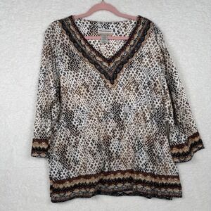 Alfred Dunner Woman 1X Brown Geometric Studded V-Neck 3/4 Sleeve Knit Top